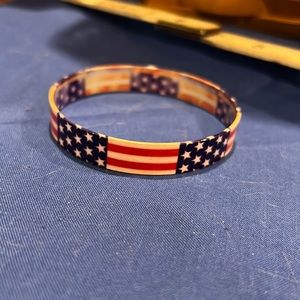 Cute USA 🇺🇸 flag bracelet.